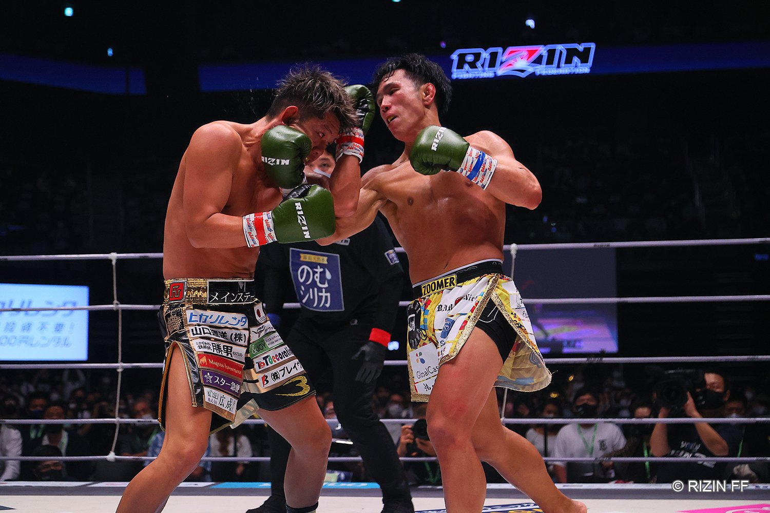 アッパーに手応えがあったと祖根。しかし皇治は打たれ強かったとも ©RIZIN FF