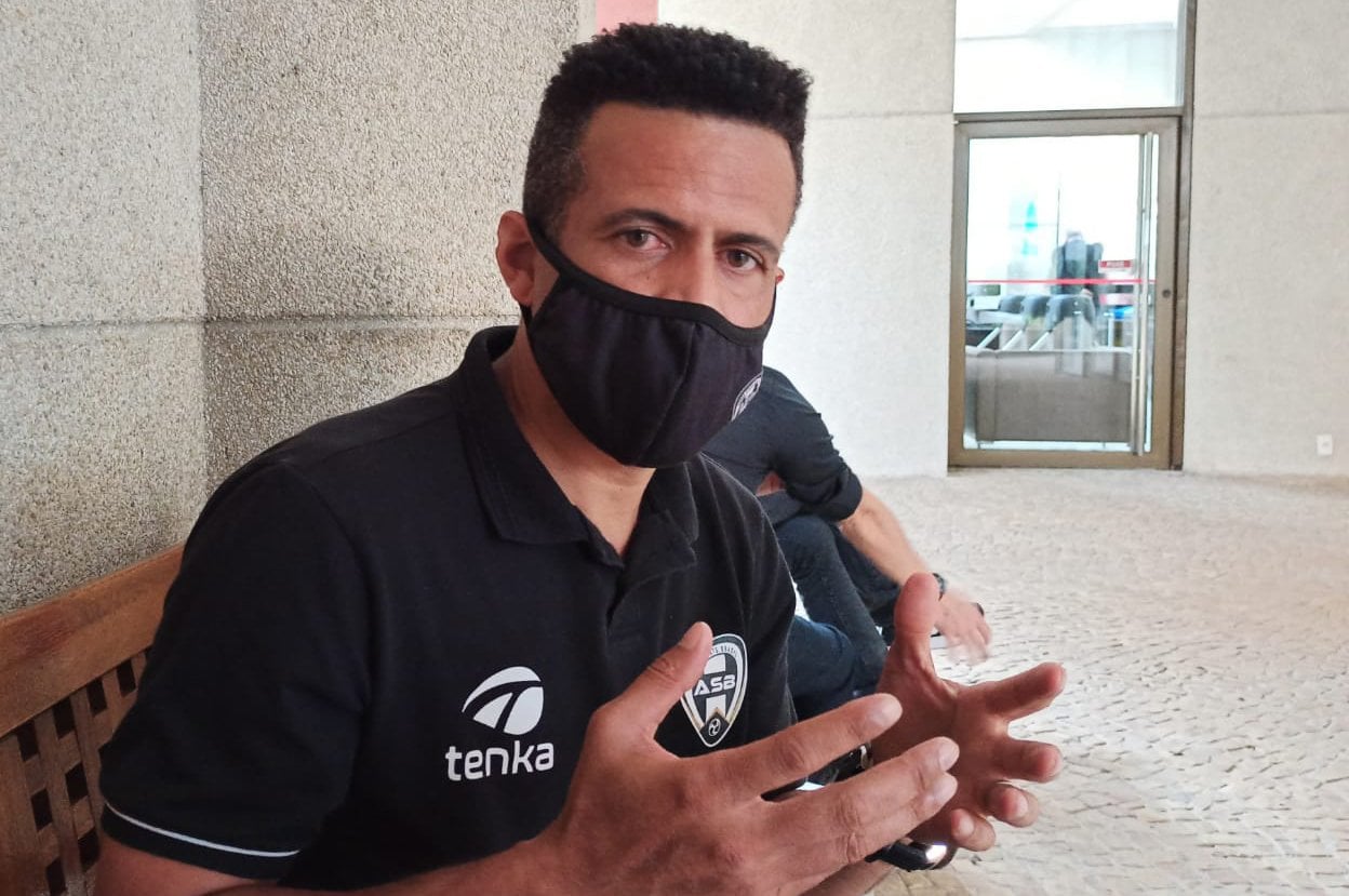 日本代表について語ってくれた三都主（2021年撮影）　©Hiroaki Sawada