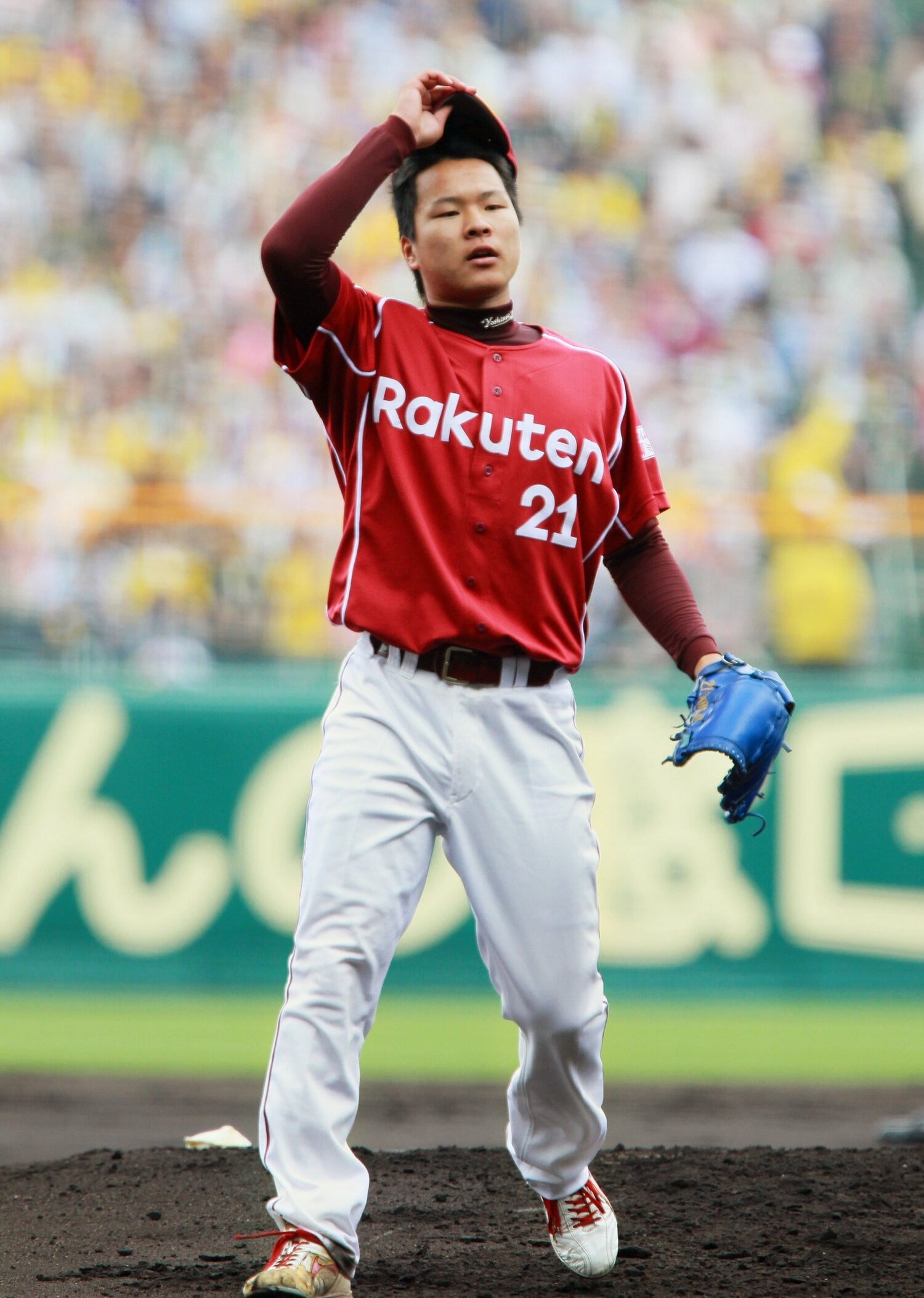 2012年、プロ1年目で一軍に昇格。5月の阪神戦で初登板初先発を果たした　©JIJI PRESS