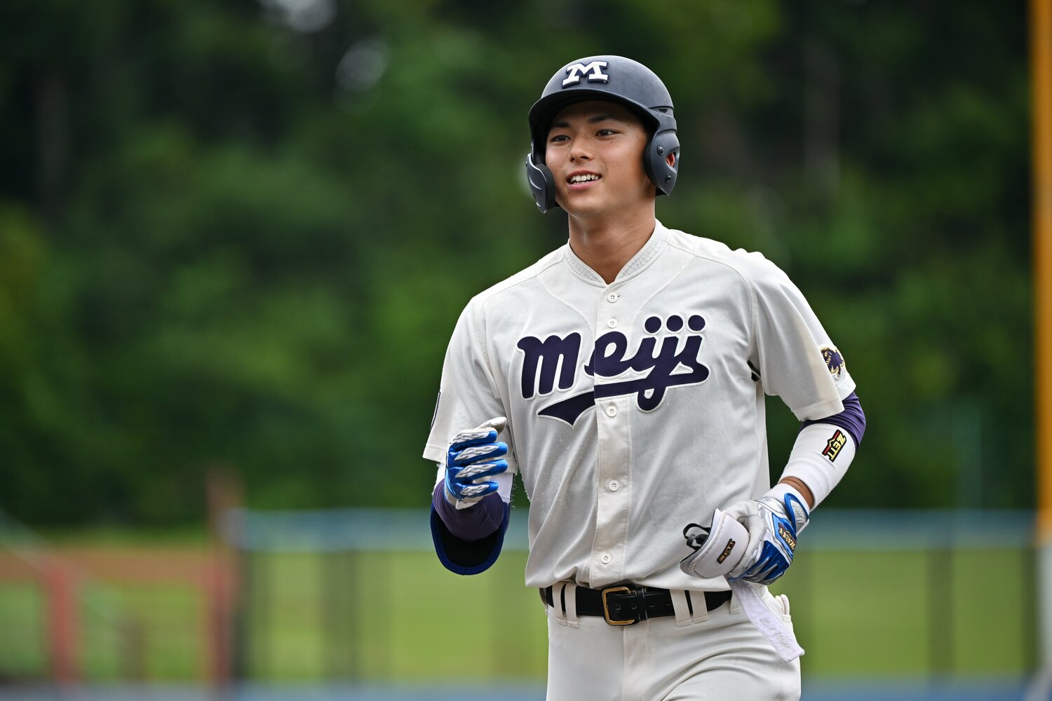 明治大・宗山塁遊撃手（175cm78kg・右投左打・広陵高）。来季は明治大の主将を務める　©︎Hideki Sugiyama