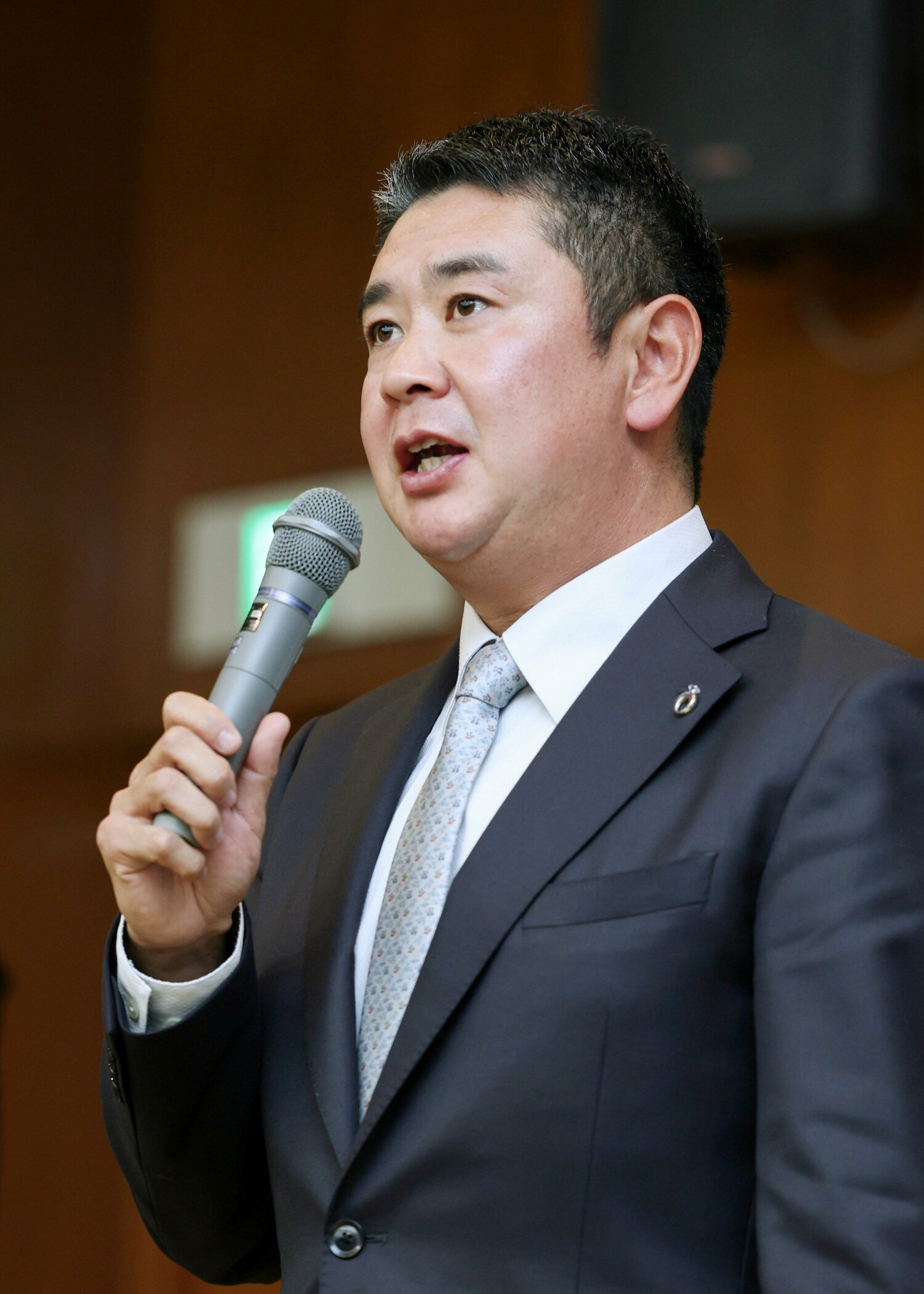 横浜高を率いる村田監督。令和の常勝軍団は「平成の怪物」を擁した伝説を超えられるか　©JIJI PRESS