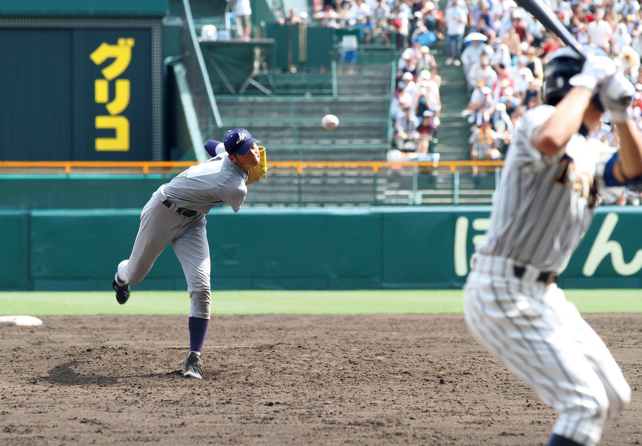前田の度肝を抜いた甲子園での大谷。投手として150kmを投げた　Asahi Shimbun