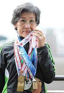 迫田法子　さこたのりこ
薬剤師として働きながら、休日を利用して国内外の大会に出場している市民ランナー。初フルは46歳のときに出場した'92年の小笠掛川マラソン。「飛行機は必ず富士山がよく見える方の席を予約する」という大の富士山好き。