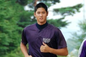 【衝撃体験】大谷翔平18歳の剛球を“当時50代の筆者”が受けたら「スライダーが真横に消えた…」