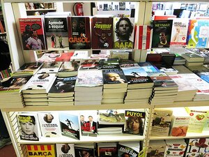 スペイン代表のW杯優勝を書店が切実に願う理由。~スポーツ本で出版不況払拭を~