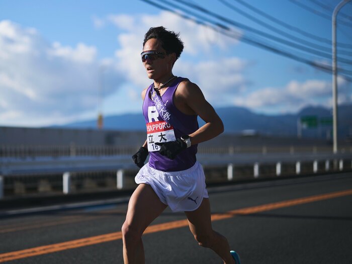 《箱根予選会6位通過》立教大“消えた天才”は甦るのか？ 三浦龍司でも、吉居大和でもなく…「最強世代」トップランナーだった男・服部凱杏のいま＜Number Web＞ photograph by Yuki Suenaga