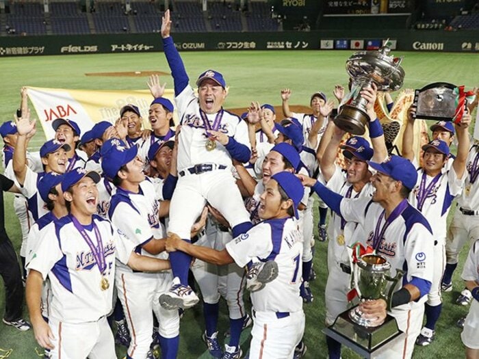 都市対抗で36年ぶり優勝のNTT東。セオリー無視の過激な盗塁野球の真実。＜Number Web＞ photograph by Kyodo News