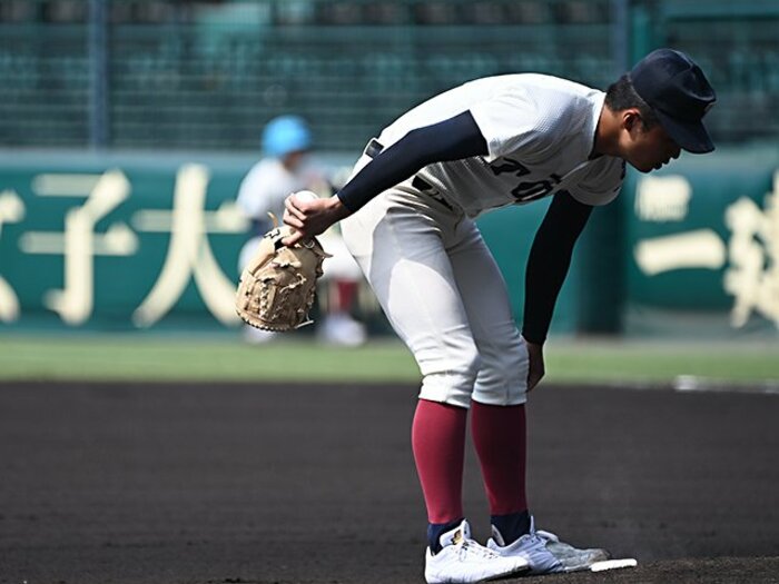 2020年甲子園の2大流行アイテムは、白スパイクとベージュのグラブ。＜Number Web＞ photograph by Naoya Sanuki