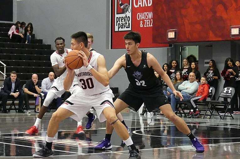 NCAA1年目のシーズンは試練の連続だったという渡辺飛勇。6月からは日本代表の合宿に参加する予定だ。 ／ photograph by Yoko Miyaji