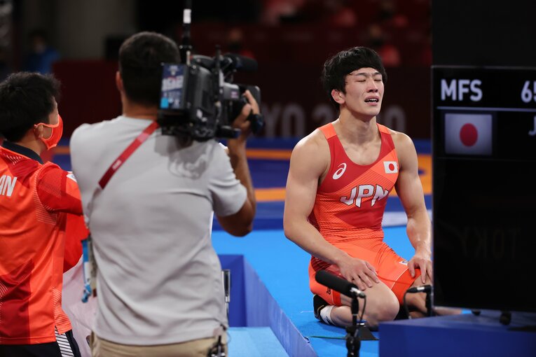 乙黒拓斗（22）は強者ゆえの「包囲網」にも負けず…“ポーカーフェイス”が雄叫びを上げた日《レスリング金メダル》(17)