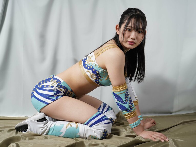 「中学生でドラゲーにハマって…」“スターダムの超新星”天咲光由19歳が明かす「男子をマジ泣きさせた」意外な素顔とは《特別グラビア》(28)