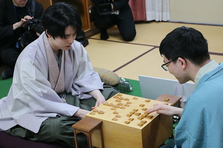 王将戦第5局、永瀬拓矢があらためて感じた藤井将棋の奥深さとは ／ photograph by Shintaro Okawa