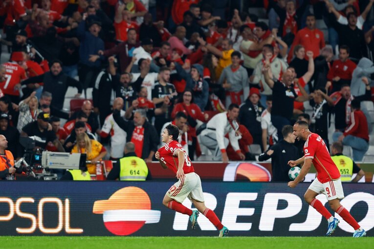 森保ジャパン守田英正28歳“日本に伝わらない”ポルトガルで認められた勲章…敗戦で目は充血も「5万人の敵地ダービー大ブーイング」(16)