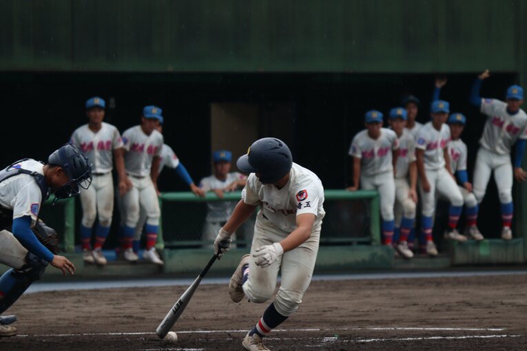 【今夏の様子】決勝…最終回、代打伊佐は意地を見せたかったが凡退に終わり、ゲームセット　©Yuki Kashimoto