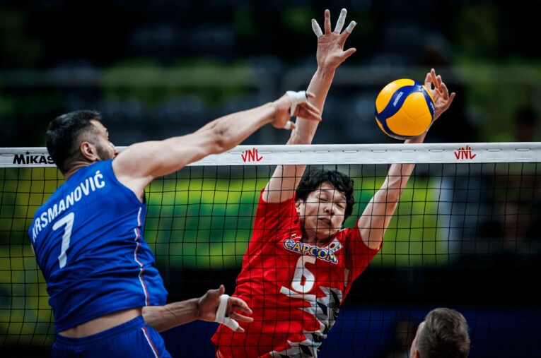 山内晶大（VNLセルビア戦）©︎Volleyball World