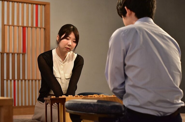 NHK杯で藤井聡太竜王・名人と対局した西山朋佳女流三冠 ／ photograph by 日本将棋連盟
