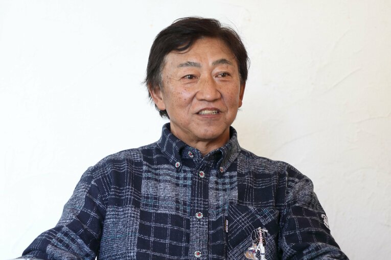 兵庫県西宮市でNumberWebの取材に応じた田尾安志氏。2005年、楽天の初代監督を務めた