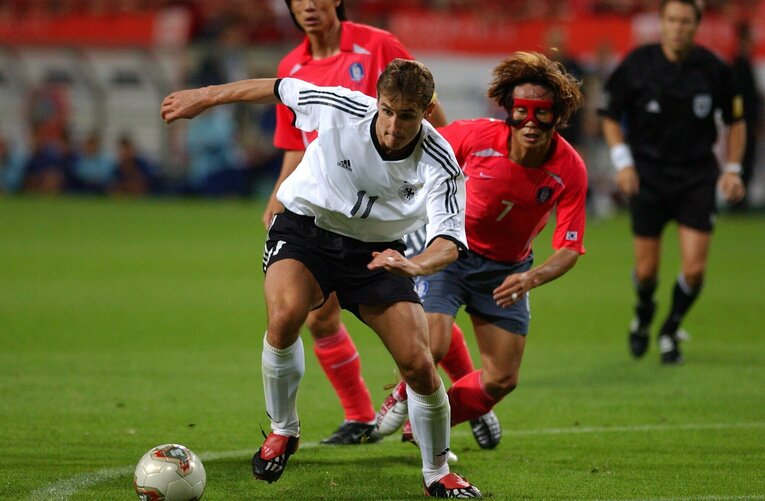 ドイツ代表で長年活躍したクローゼも指導者の道を歩んでいる(c)Sports Graphic Number