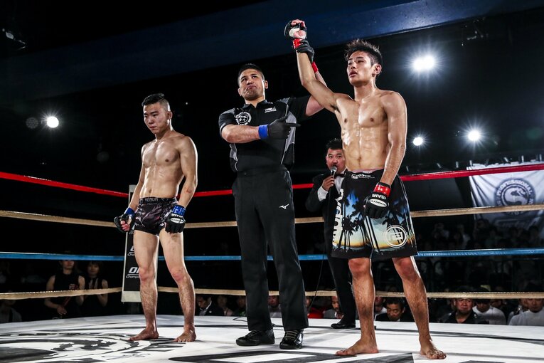 2019年6月、判定3-0で危なげなく勝利を収めた平良達郎　©Susumu Nagao