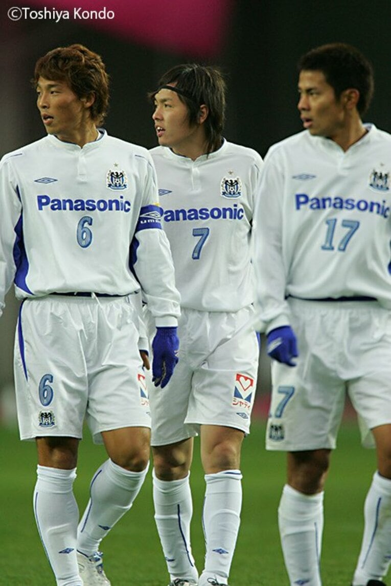 引退・明神智和の魂は今もガンバに。遠藤保仁、山口智、藤春廣輝の秘話。(3)