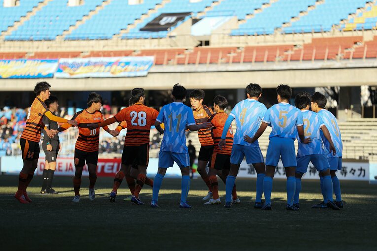 準々決勝・桐光学園戦では何度も披露した高川学園の“トルメンタ”　©︎AFLO SPORT