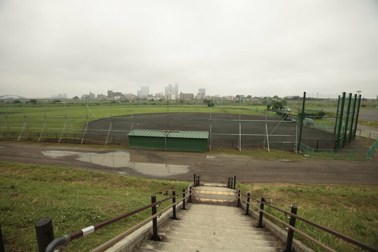 港東ムースが練習場としていた巨人軍多摩川グラウンドは、1998年に国に返還された　©BUNGEISHUNJU