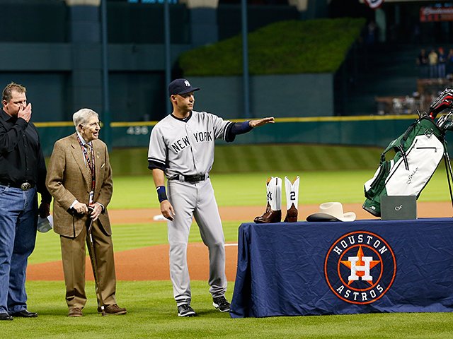 アメリカ中で賑わう、ジーターの「引退興行」。～地方球団はビジネス