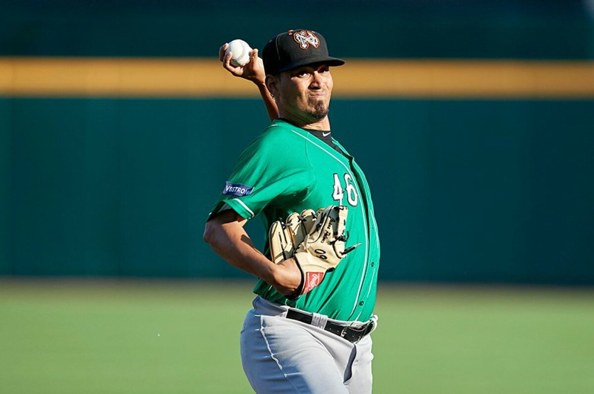 与田監督も期待するゴン サ レス 新外国人の表記の謎を解く鍵は 2 2 プロ野球 Number Web ナンバー