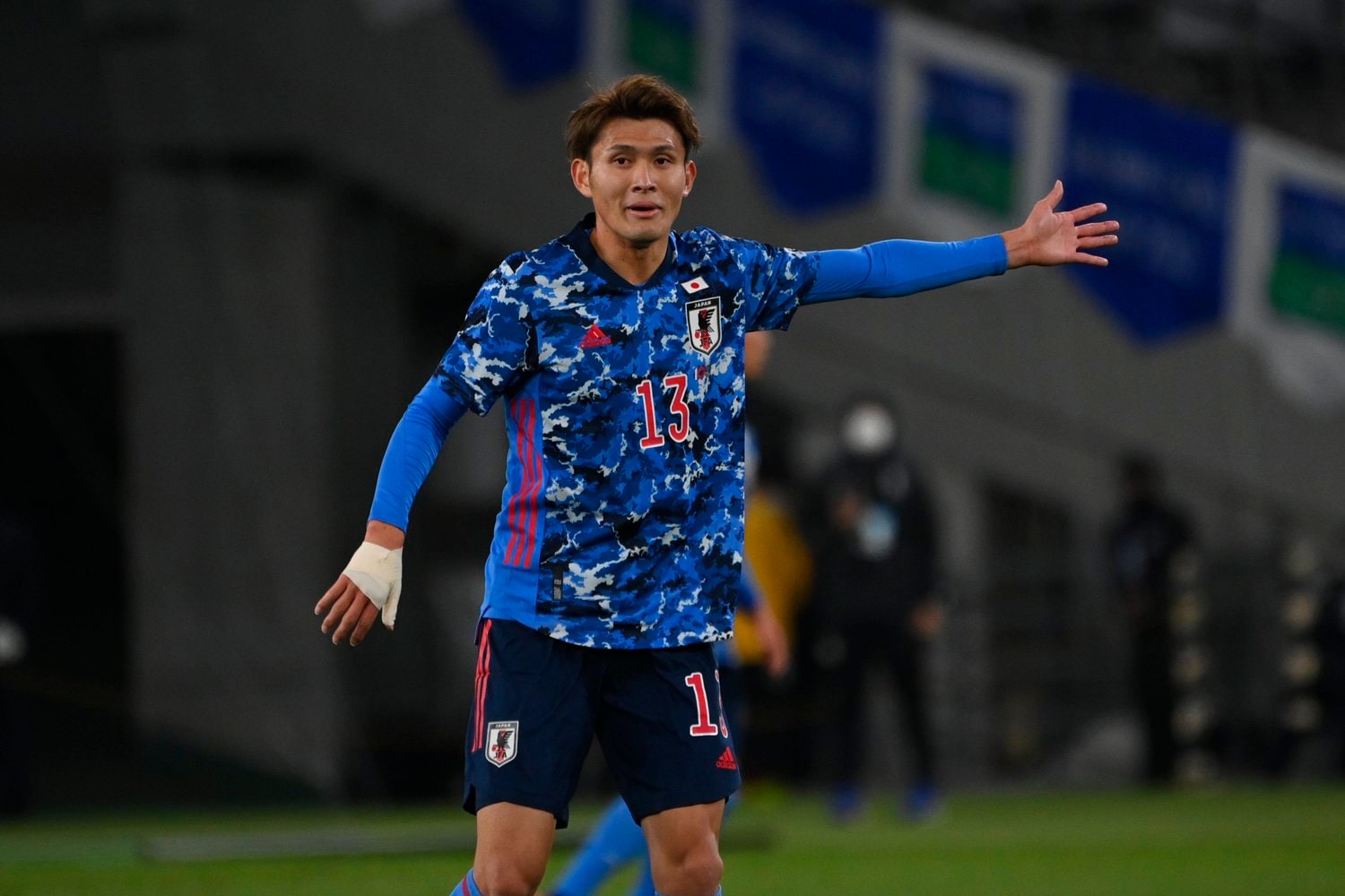 田川亨介はA代表との試合にスタメン起用されたが……　©JMPA