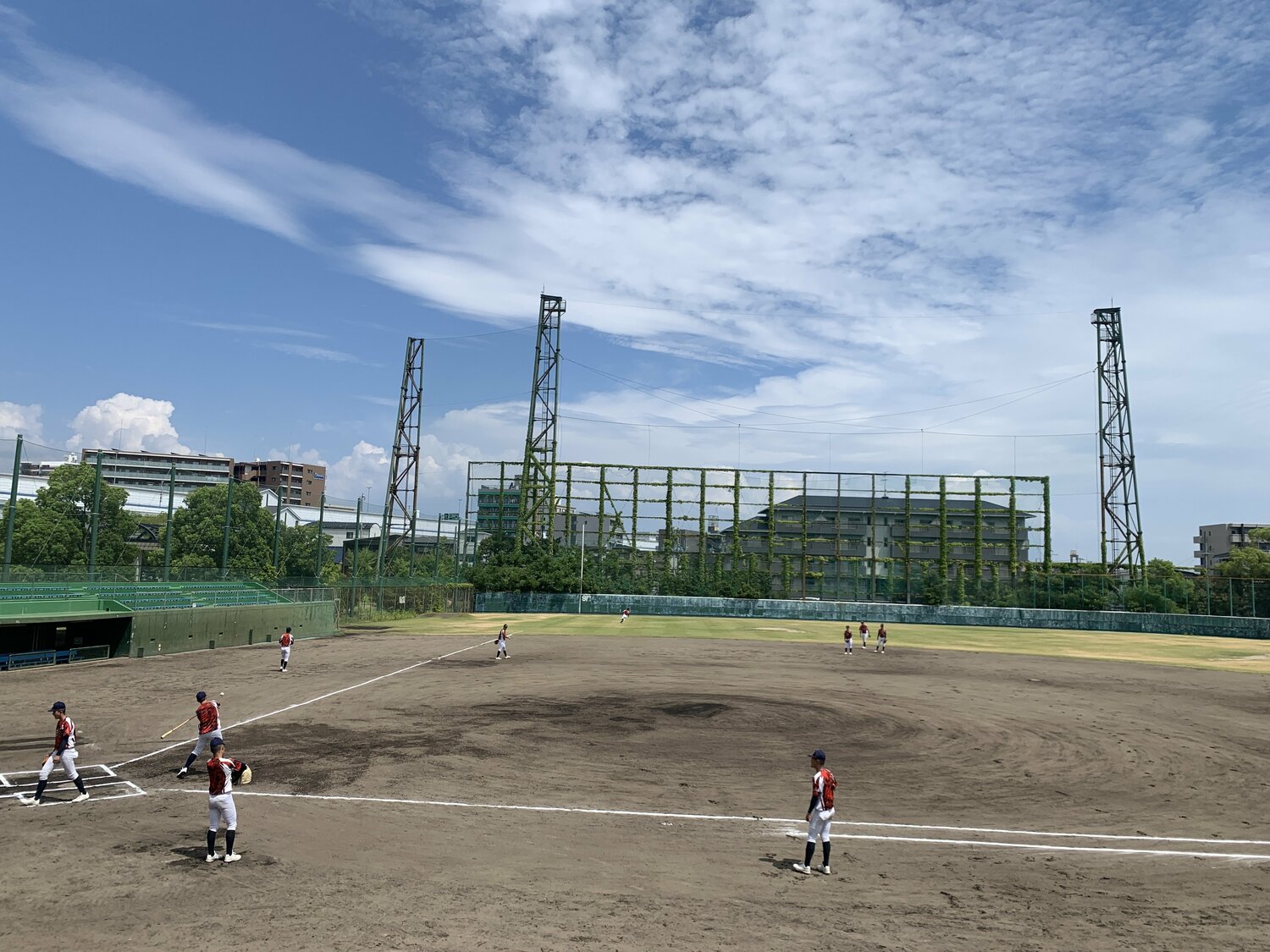 初の甲子園に向けて練習する未来富山ナイン　©Genki Taguchi