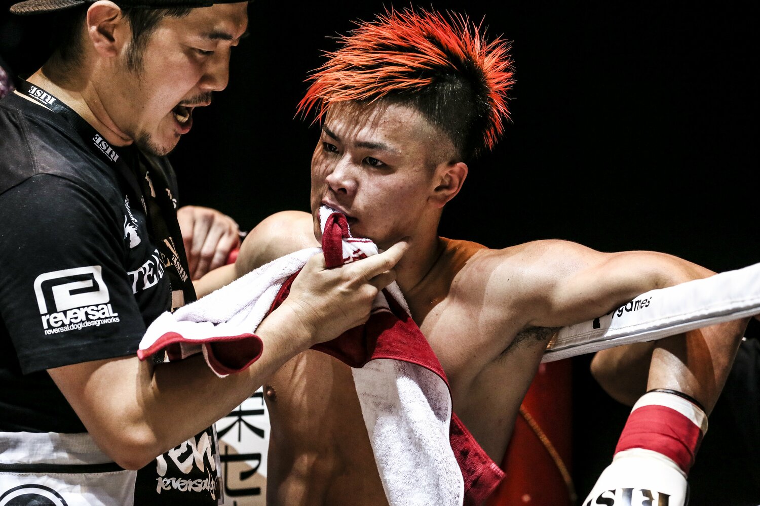 ロッタンとの延長戦を終えて、疲労困憊の那須川天心　©Susumu Nagao