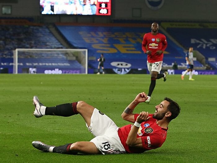 カントナ級存在感でマンUを正常化。新顔B・フェルナンデスが生む違い。＜Number Web＞ photograph by Getty Images