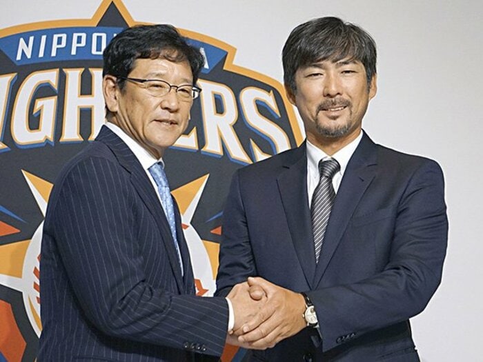 日本ハムに小笠原道大が戻ってくる。再会した広報が思い出した威圧感。<Number Web> photograph by Kyodo News