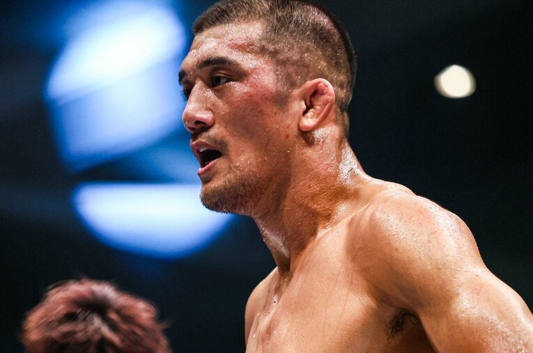 10月1日の『RIZIN LANDMARK 6』でレスリング五輪銀メダリストの太田忍を破った佐藤将光。飄々とした36歳の知られざるバックボーンとは ／ photograph by RIZIN FF Susumu Nagao