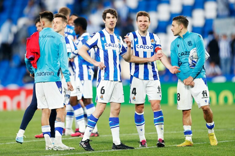 「TAKEあなたは最高です、と日本語で…」久保建英21歳はソシエダで愛される「日本人最多リーガ6点目＋“MVPタケクボ”コール」を撮った(51)