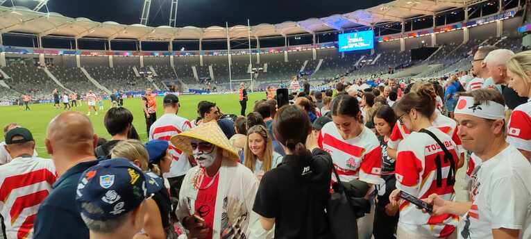 「ああ、身ぐるみ剥がされる」マルセイユ超危険地帯で“九死に一生”「危険を冒すべきではなかった」天才MFジダンの故郷で見た貧困の闇(21)