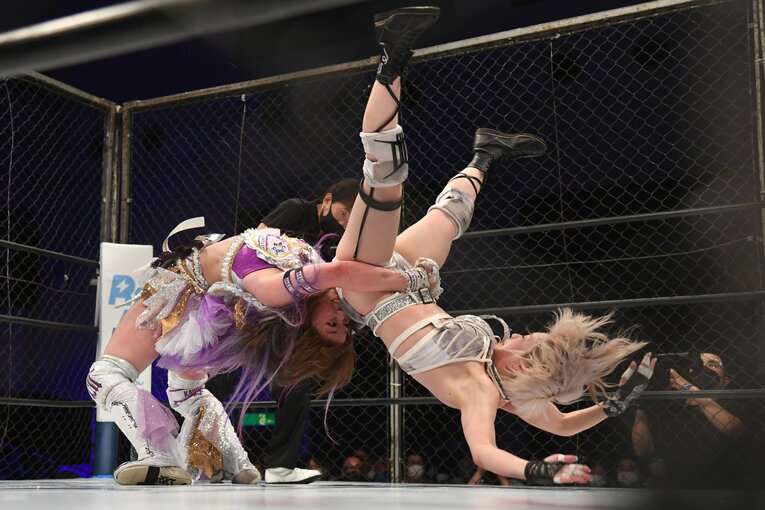 中野たむのジャーマン・スープレックス