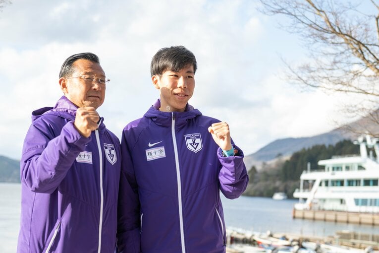 田澤と監督　©Nanae Suzuki