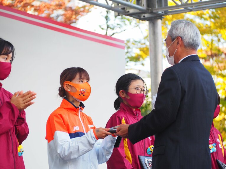 区間賞の表彰　©Yu Saito