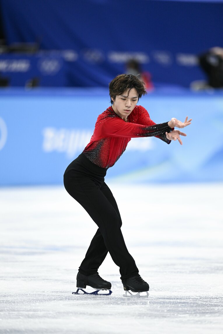 北京五輪団体に登場した宇野昌磨。ボイタノも期待を寄せた　©JMPA