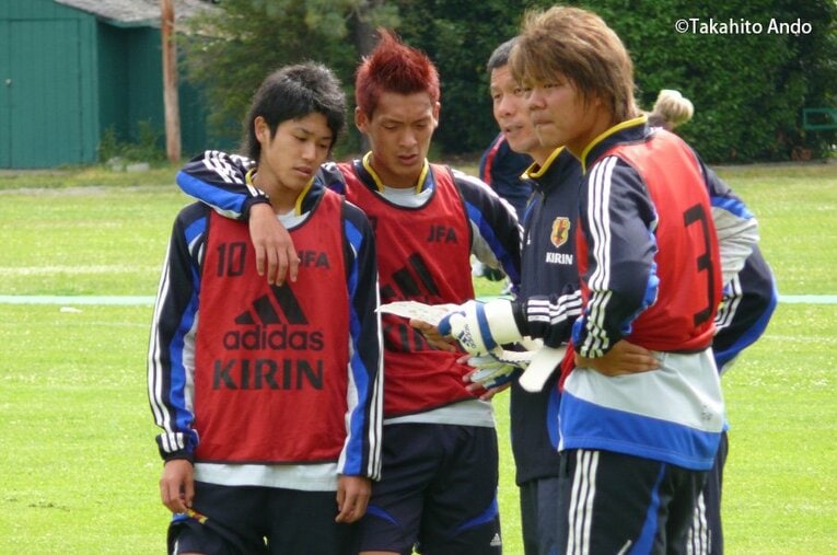 調子乗り世代の怒りと快進撃の記録。内田篤人「このチームがかなり好き」(5)