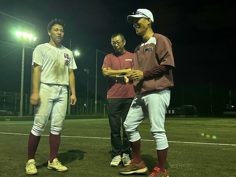 無名公立校・沼津商のドラフト初指名…後藤と仲間たちの号泣・喜び舞台裏を見る（画像は右に続きます）　　©Jun Aida