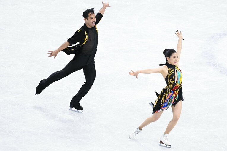 リズムダンスの演技 ©Asami Enomoto