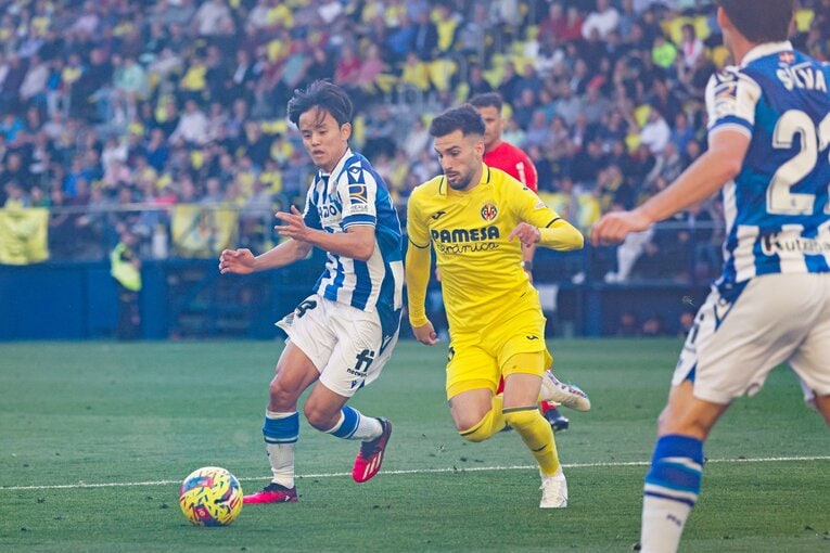 「久保建英とシルバが絡めば何かが起こる」でも2人の代わりは…不調ソシエダで奮闘“タケのクロスバー直撃弾、古巣選手との旧交”を撮った(23)