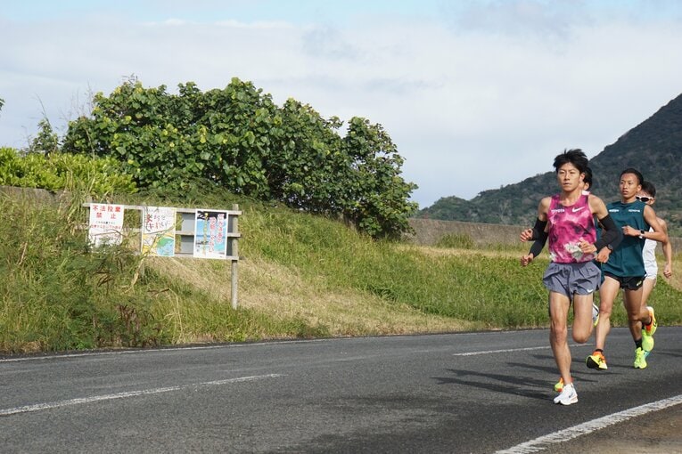 【1月の鹿児島合宿の様子…吉居大和＆徳之島ののカット集】©Number Web