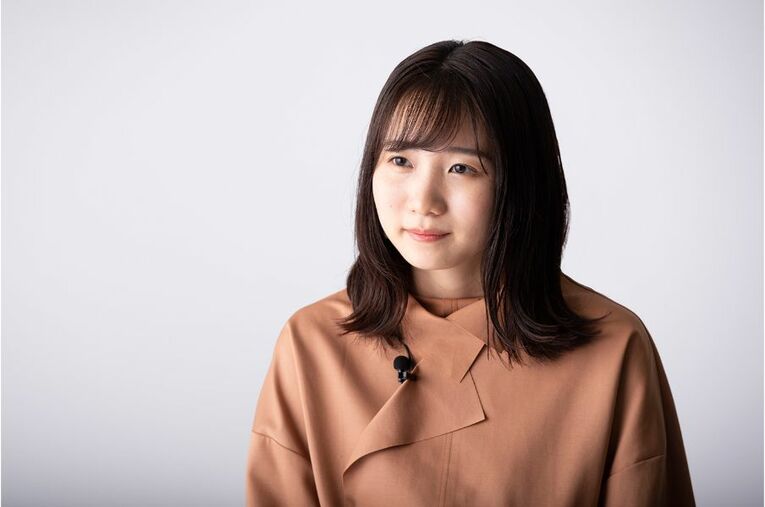 語感はホルモン、歌詞はaikoのように……YOASOBIが明かす「曲にしてみたい“あの名作”」(6) ／ photograph by BUNGEISHUNJU