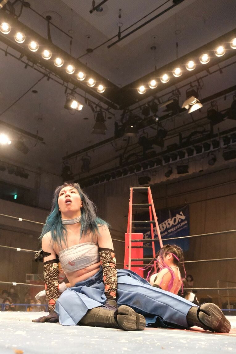 世羅りさvs.山下りな