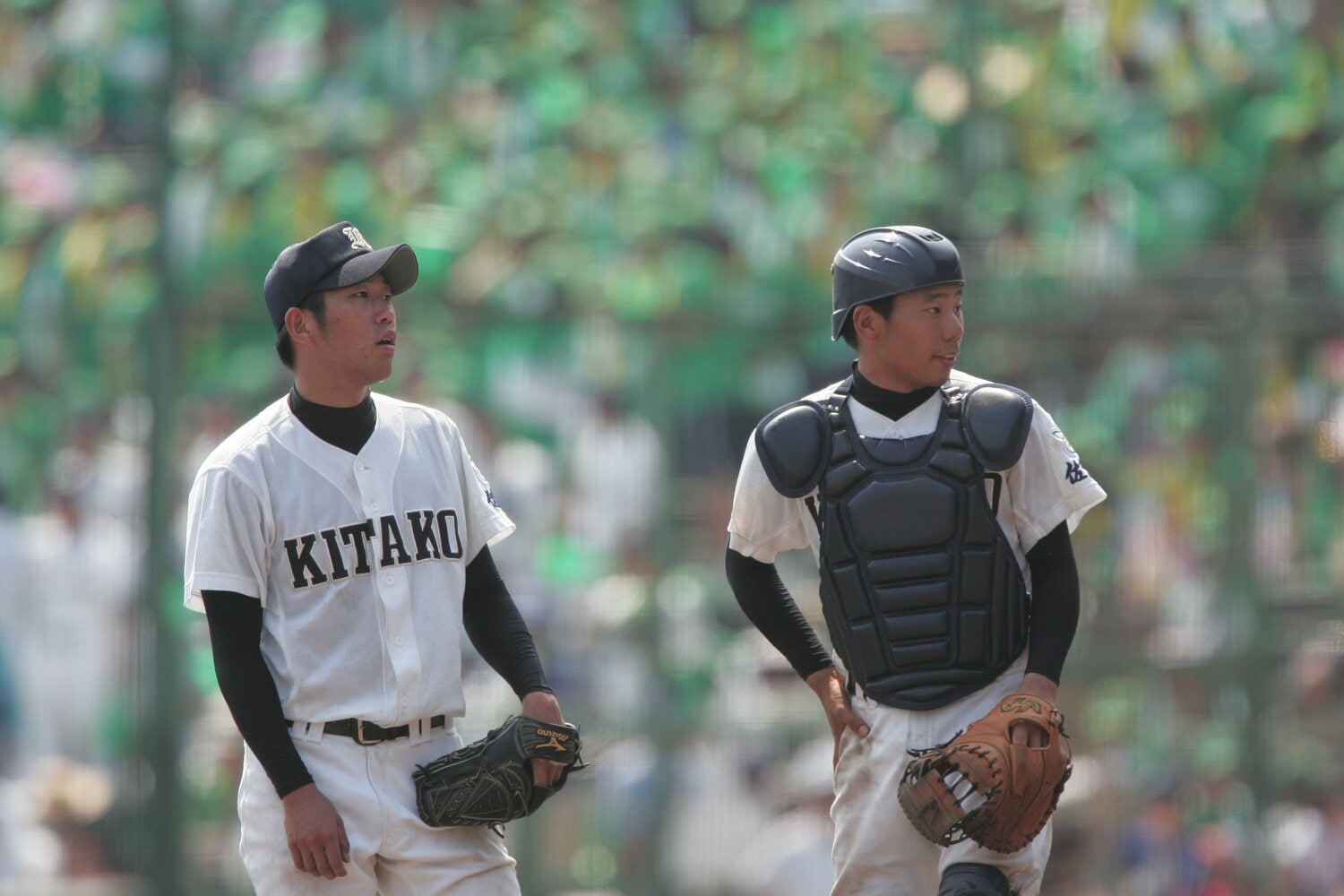 2007年の佐賀北でエースだった久保貴大（右）と、主将で捕手の市丸大介 ©Hideki Sugiyama