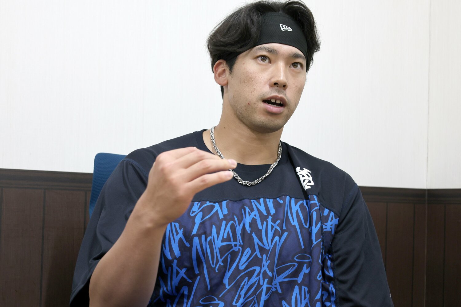 ピッチングや体の使い方、トレーニングについて明晰に言語化する尾形　©NumberWeb