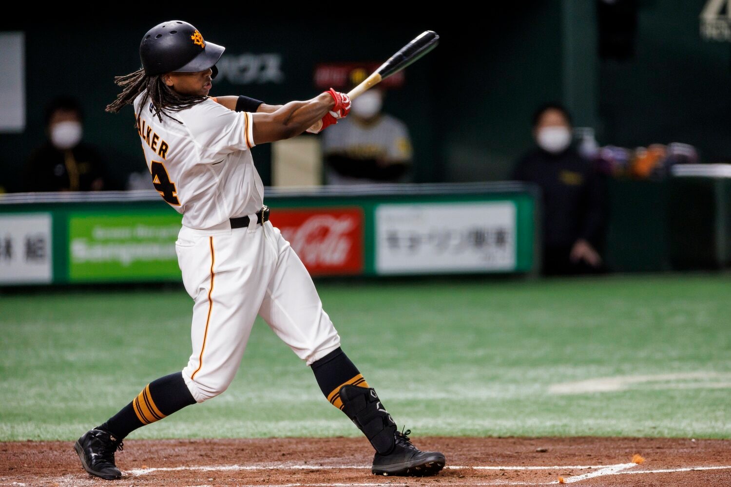 バッティングは“合格点”のウォーカー ©Kiichi Matsumoto